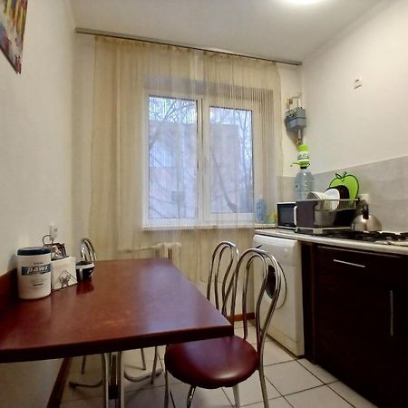 Квартира Біля Залізничного Вокзалу Vínnytsia Exterior foto